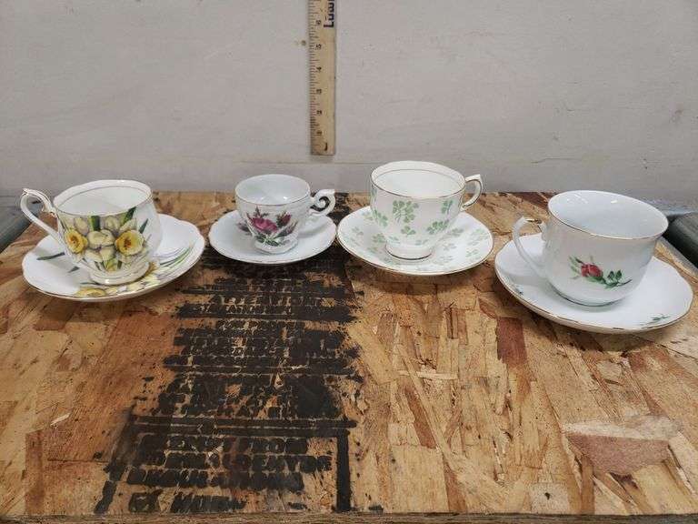 VARIOUS TEACUPS, ROYAL ALBERT AND MORE. 13B