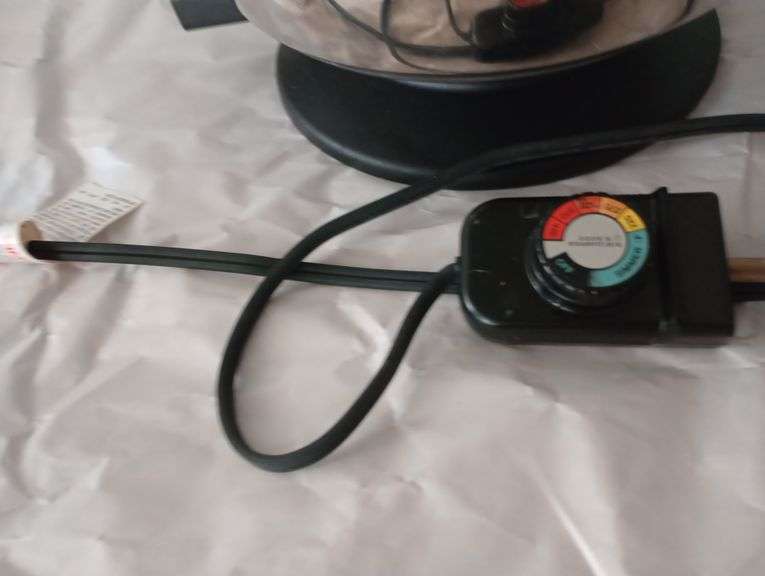 Cooks Essentials 3qt electric casserole