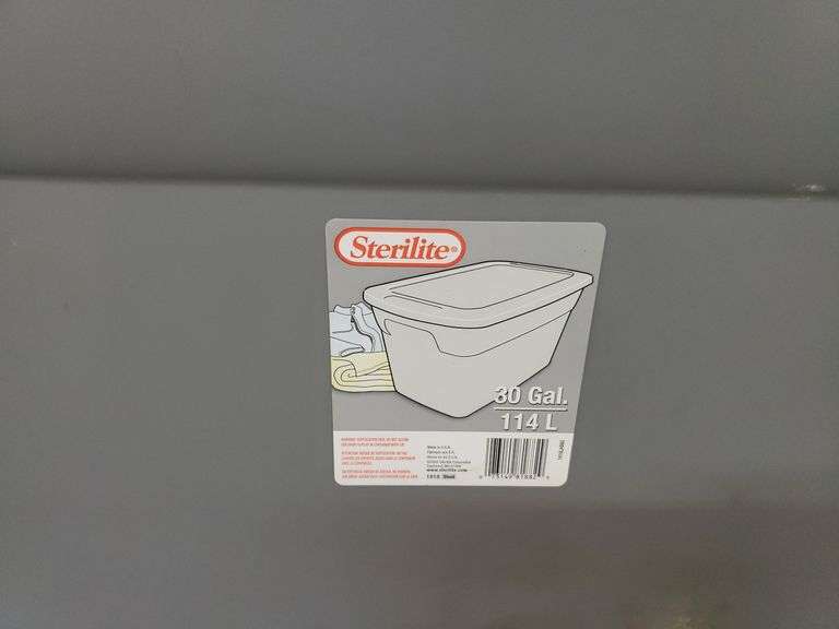 STERILITE 30GAL TOTE WITH LID