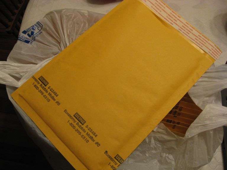 (25) 6 X 9 ECONOMY MAILERS