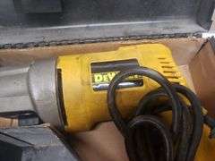 DEWALT 1/2 ELECTRIC DRILL. 11D