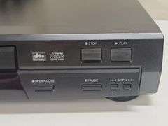 TOSHIBA DVD PLAYER (SD-1600) WITH REMOTE. 00E