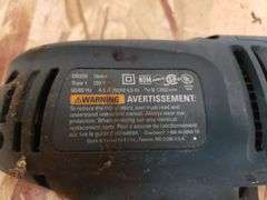 BLACK&DECKER 3/8" DRILL. 00C