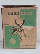 Vintage Victorio Strainer No. 200 . 8B