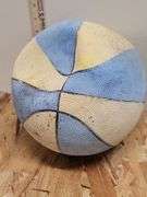 BASKETBALLS, FOOTBALL & AIRPUMP NIP. 18D