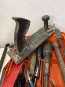 Miscellaneous tools. 3b