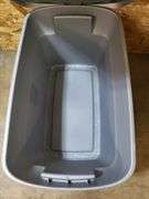 STERILITE 30GAL TOTE WITH LID