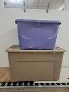 Set of 2 Storage Totes with Lids. 8A