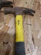 LOT OF FRAMING HAMMERS. 11B