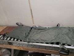 GAME GURNEY, LOOKS NEW. 11B