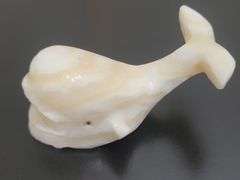 DECORATIVE POLISHED CARVED STONE WHALE FIGURINE. DC