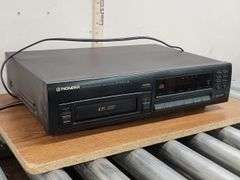 PIONEER MULTI-PLAY COMPACT DISC PLAYER- POWERS ON (MODEL PD-M502) . 1D