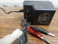 BATTERY CHARGER AND JUMP PACK. 11B