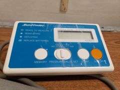SUNMARK DIGITAL BLOOD PRESSURE MONITOR. 6C