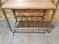 MCM PORTABLE SERVICE CART