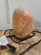 HIMALAYAN SALT LAMP. 11C