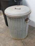 Set of 2 Heavy Duty Trash Cans