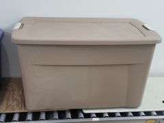 Set of 2 Storage Totes with Lids. 8A