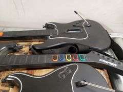 3 KRAMER STRIKER WIRELESS GUITAR HERO GUITARS. 16B