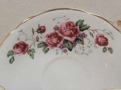 VINTAGE FLORAL TEACUPS & SAUCERS. 00C