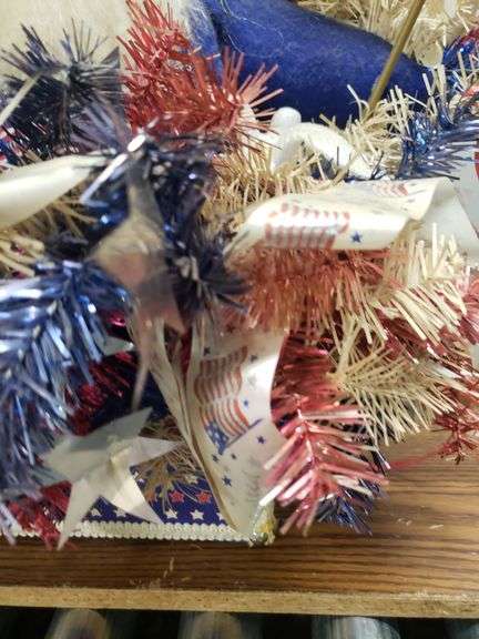 VINTAGE AMERICAN DECOR