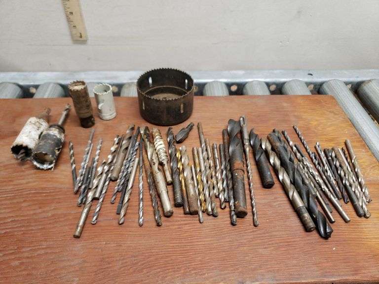 DRILL BITS AND HOLE SAWS. 5B Lil Dusty Online Auctions All Estate