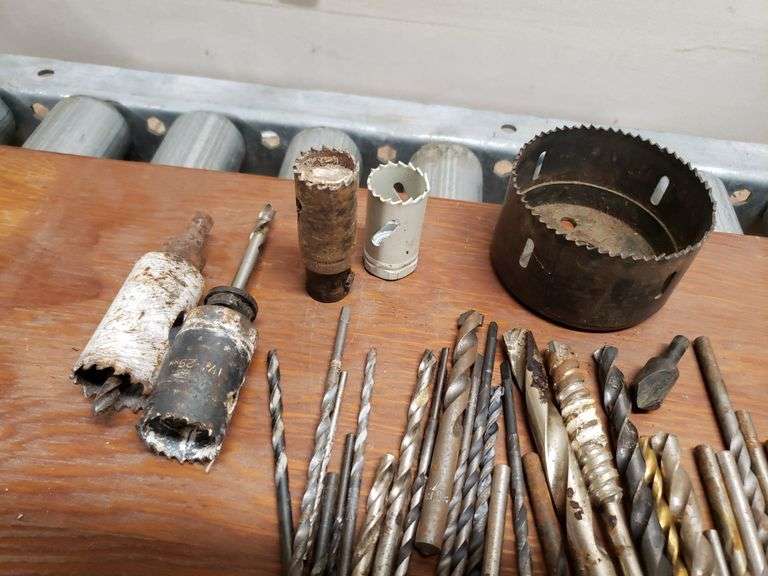 DRILL BITS AND HOLE SAWS. 5B Lil Dusty Online Auctions All Estate