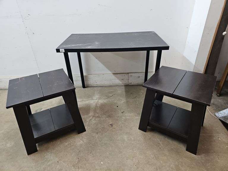 Lot of 3 tables 24x39x29 and 18x18x21