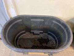 Rubbermaid 100 gallon tub