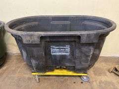 Rubbermaid 100 gallon tub