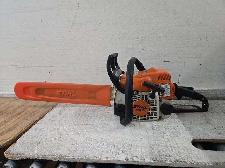 STIHL MS170 Chainsaw. 4E