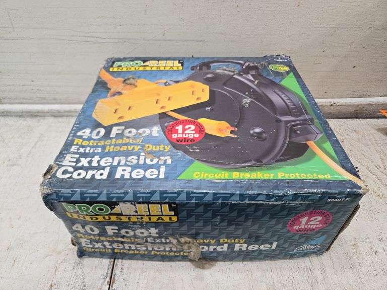 Pro Reel Industrial 40-ft. Retractable Extension Cord Reel NIB. 5B