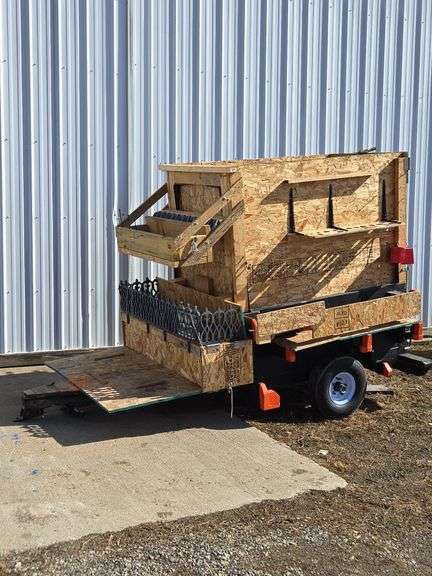 Utility Trailer (BIN $400)