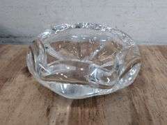 Vintage ashtrays. 1b