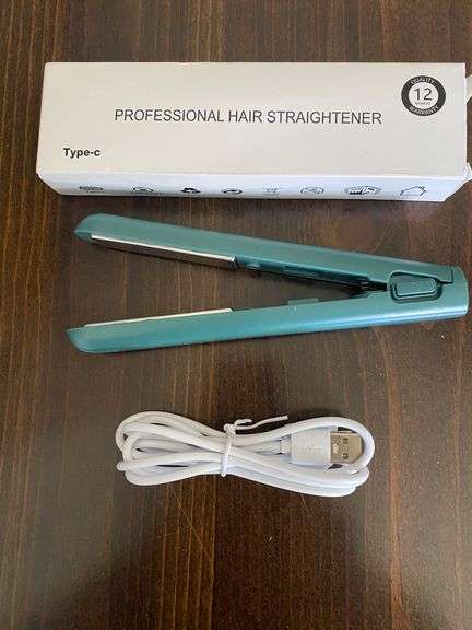 Hair straightener NIB