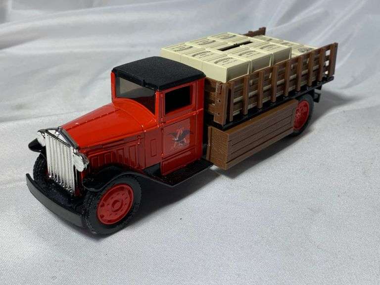 ANHEUSER-BUSCH, 1/32 ERTL DIECAST 1930 DELIVERY TRUCK BANK