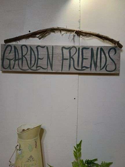 Garden home decor. 4e
