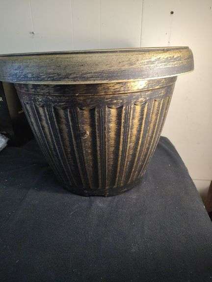 Large size planter