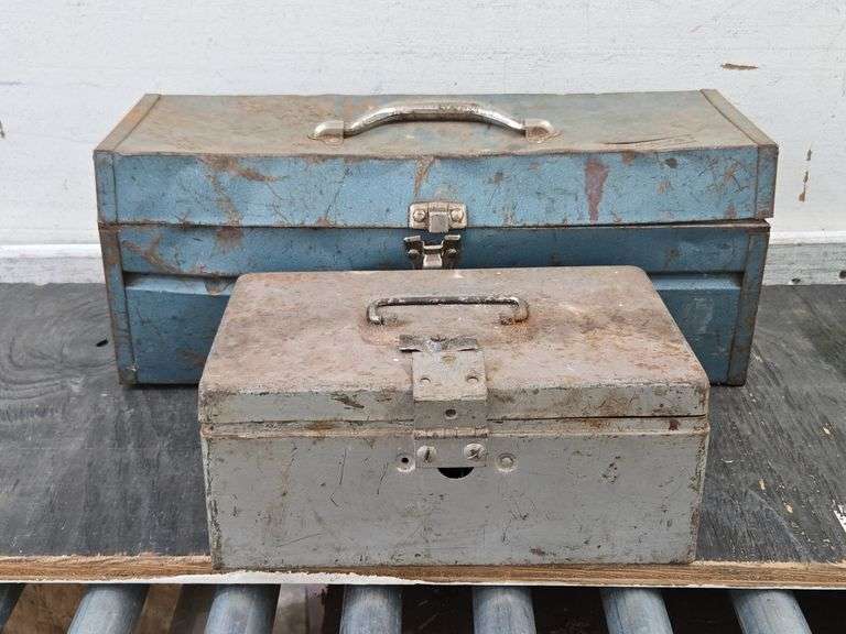 Vintage Metal Toolboxes & Contents. 5B