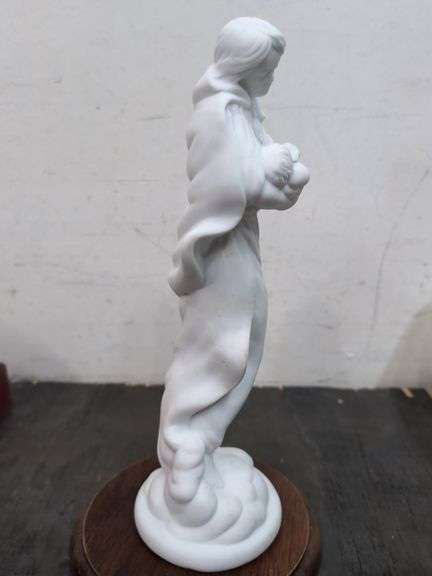 Mother and child porcelain statue with wood base 10.5" tall. 1b