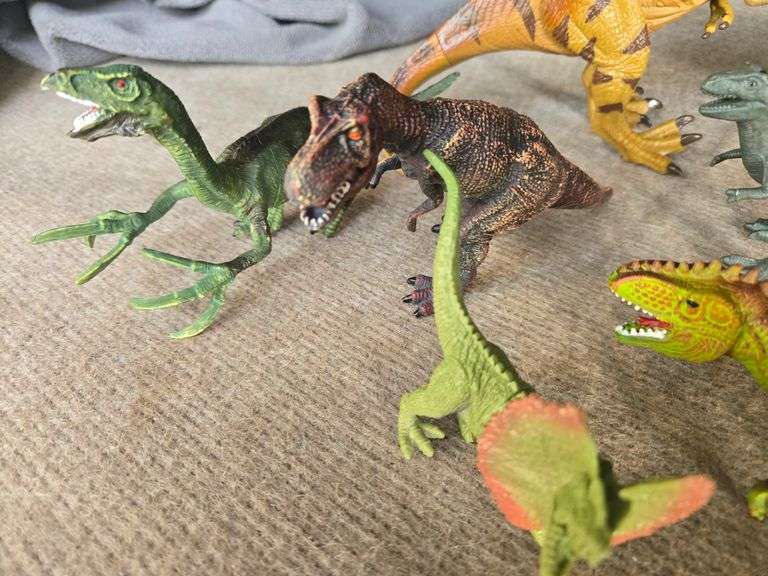 Dinosaurs. (BIN) $12