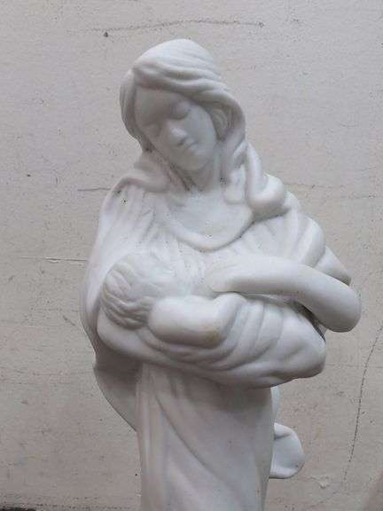 Mother and child porcelain statue with wood base 10.5" tall. 1b
