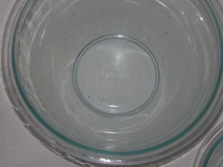 Pyrex Bowl Set (3)
