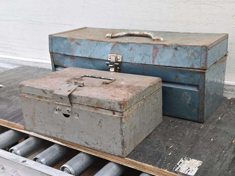Vintage Metal Toolboxes & Contents. 5B