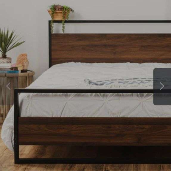 Metal Wood Platform Queen Bed Frame NIB