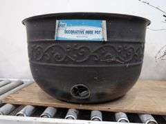 Decorative hose pot 18.5" dia with landscape lights. 2a