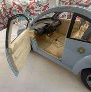 Barbie "VW Slug Bug", Tent, 2 Barbies & Picnic Tables