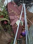 Outdoor decor. 20c