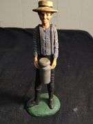 4 Jim Shore Amish figurines
