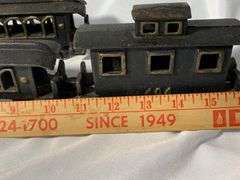 VTG CAST IRON TRAIN SET